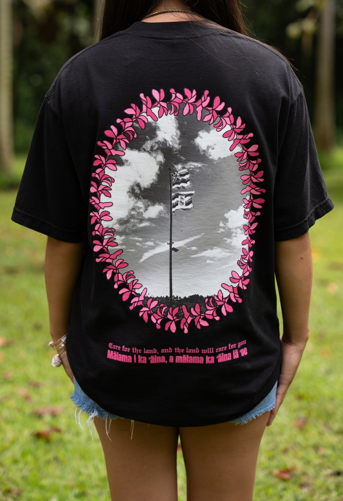 (Pre-Order) Black Aloha ʻĀina Shirt
