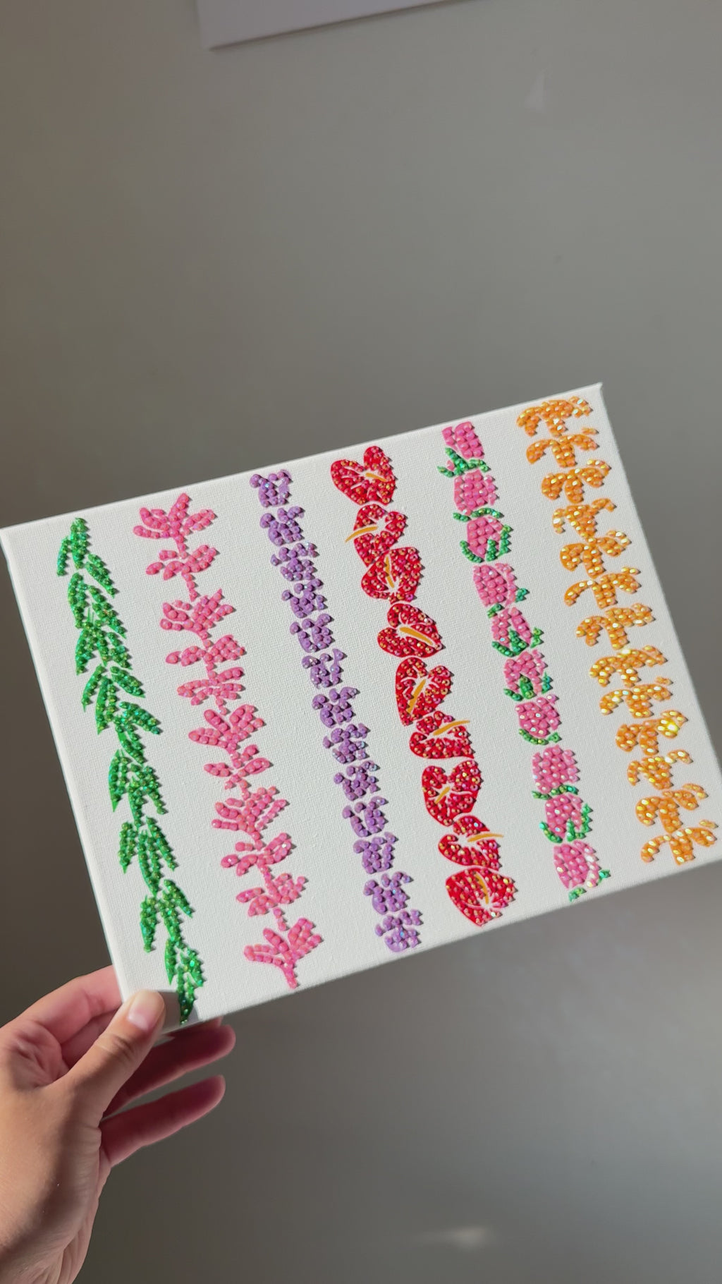 Lei Bedazzled Canvas Art Kit